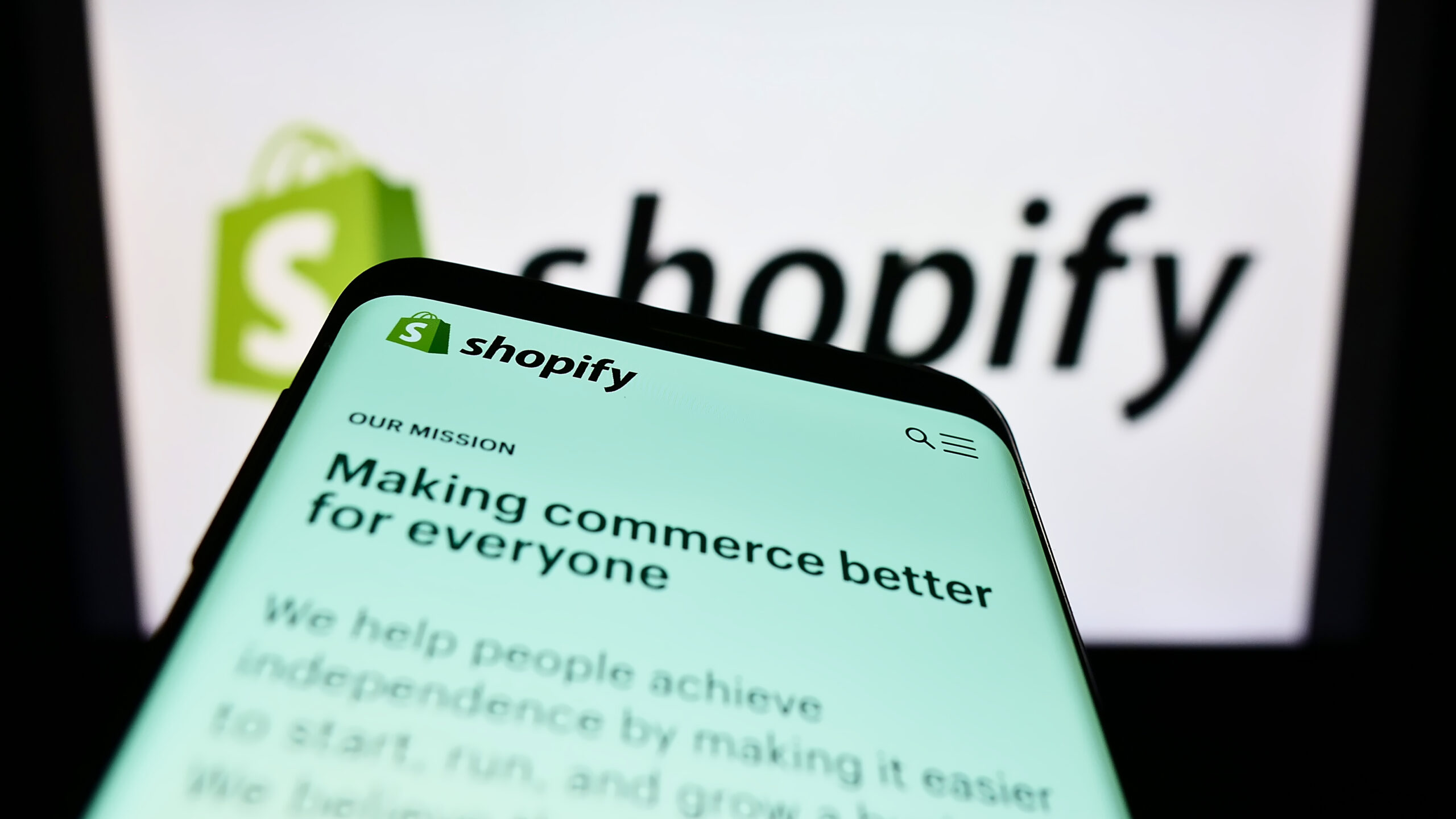 Shopify SEO strategies for boosting organic traffic and sales.